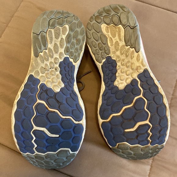New Balance Fresh Foam 1080 v10 - Picture 2 of 5